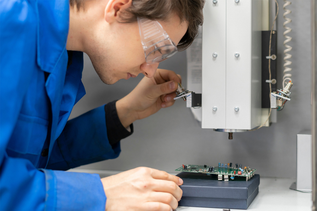 Neue Online-Aktualisierungskurse für Fachkunden im technischen Röntgen